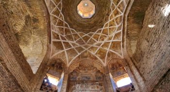 سفر کارشناسان آثار باستانی یونسکو به استان مرکزی/ کاروانسرای «باغ شیخ» ساوه ثبت جهانی می شود