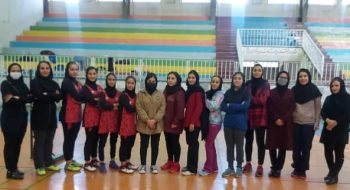 حضور تیم بدمینتون دختران استان مرکزی در رقابت های لیگ دسته دو دختران کشور