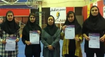 مسابقات انتخابی بدمینتون دختران استان مرکزی در اراک پایان یافت