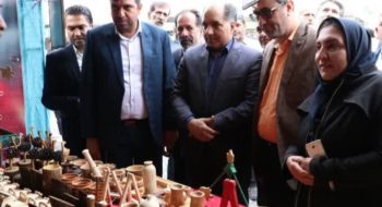 دهمین جشنواره انگور روستای تاریخی هزاوه آغاز شد